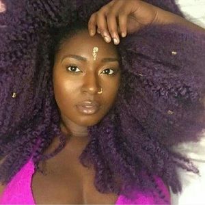 Meet your Posher, Cynthia